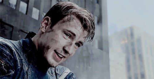 Happy Birthday Captain America - Chris Evans - 6/13/1981 - Here\s Some Pics & Some Fake 