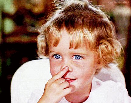    We wish a very happy birthday to Erin Murphy! ¡Feliz cumpleaños  