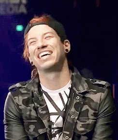 Goodnight i love josh dun n i hope he has a happy birthday 