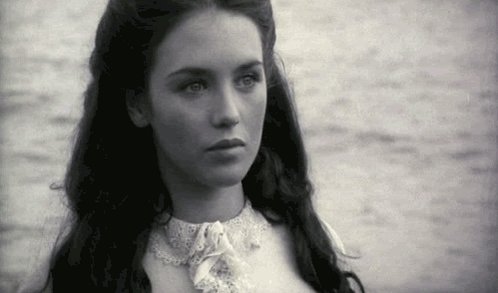 Happy Birthday to goddess Isabelle Adjani. Never forget the window scene in \Camille Claudel \. 