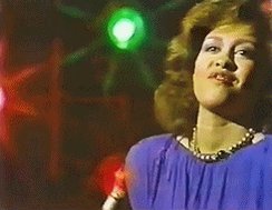 Happy Birthday to one of my icons, my divas: Phyllis Hyman.

The kids don\t know nothing bout Phyllis! 