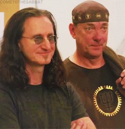 Happy Birthday Geddy Lee from 64 today! 