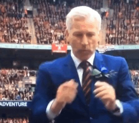   Happy Birthday to the dancing king himself Alan Pardew! 