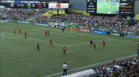 👀 @daironasprilla with the moves.👀 #RCTID #PORvRSL https://t.co/sWTu5T1e1I