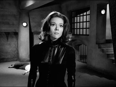 Happy birthday to Diana Rigg. My TV role model when I was growing up. 