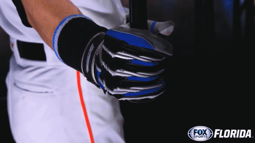 Rangers get one back in the home frame off José.  2-1 game, Ichiro leading off. 👇  #LetsPlay https://t.co/9a1XBPds9r