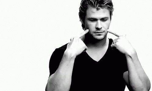 Happy birthday to one and only chris hemsworth, such a great actor, incredible man and the best thor ever! 