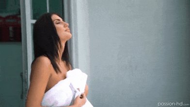 Love this❤️ #balconytease  https://t.co/p90GBWaYDx