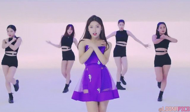 @loonapics's video Tweet