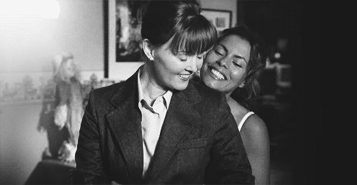 HAPPY BIRTHDAY LAURA INNES!!     