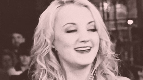 One last thing I need to say
Again, Happy Birthday to the precious, Evanna Lynch!
I love this smol bean sm 