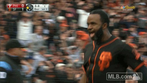 ICYMI, @thisisdspan recorded his first career inside-the-park home run to lead off the game 😝  #SFGiants https://t.co/CS6eOYBLJa