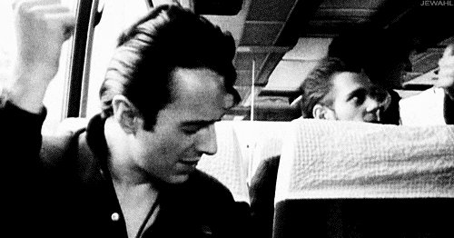 Happy Birthday to mentor Joe Strummer! The Clash - Know Your Rights  