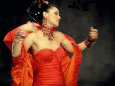 Happy birthday to the one and only Queen Shania Twain. We love you deeply, see you in Montréal next year  