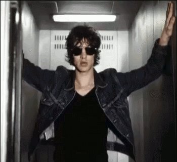 A BIG Happy Birthday to Richard Ashcroft.
What\s your favourite song by the Verve? 