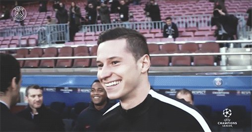 Happy birthday, Julian Draxler! Stay strong and take care of yourself! 