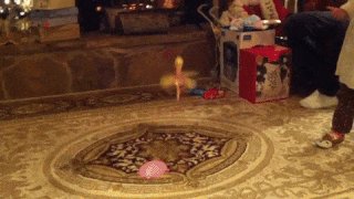 Anigif Webwedge 暖炉に吸い込まれていく空飛ぶ妖精のおもちゃ T Co Igtgrmhy3p Gif ハプニング 定番 クリスマス 暖炉
