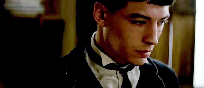 Also happy birthday Ezra Miller, here\s everyone\s daily reminder that Credence Barebone Deserved Better 