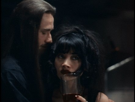    We wish a very happy birthday to the amazing Bai Ling! ¡Feliz cumpleaños  