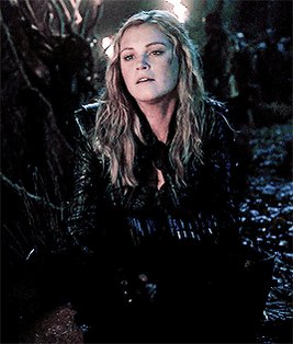 Happy birthday to the one and only Eliza Taylor! 