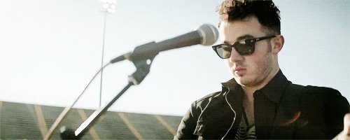 Happy birthday to Kevin Jonas. Thank you for every guitar rif and your crazy dance moves 
