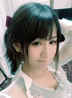 コスプレイヤーMisa喵老师のTwitterGIF3