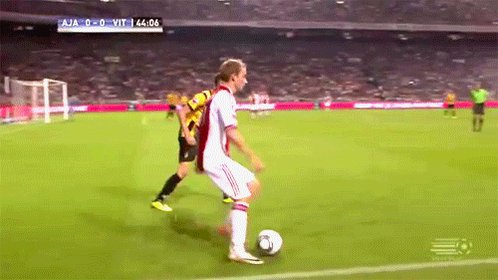 A REMINDER:

Happy Birthday Christian Eriksen Throwback to this nutmeg in 2011.

See ya 