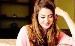 Hoje meu amorzinho completa 26 anos!!! Happy Birthday Shailene Woodley 