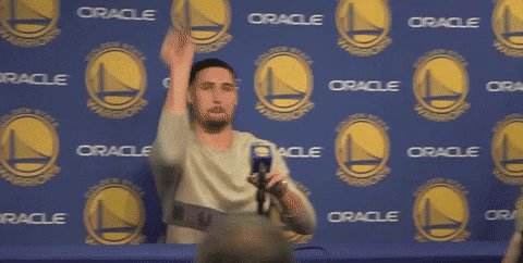 Klay with the deep 👌! https://t.co/0kWtXKdeQ8