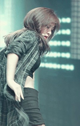 Happy Birthday Kwon Yuri, the masta sasa 
