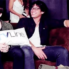 Happy birthday to my love, the gorgeous Bob Morley. 