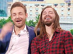 Good morning and happy birthday to the one and only tom payne 