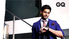 Sidharth Malhotra\n n bugün do um günü! Happy Birthday   