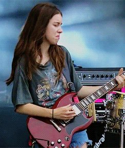 I can die in happiness now. in June   and happy birthday to angel Danielle Haim 