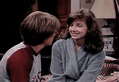  The actress who played Mallory Keaton in Family Ties turns 52 today.
Happy Birthday Justine Bateman 