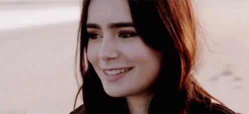 Happy birthday to the lovely lily collins 