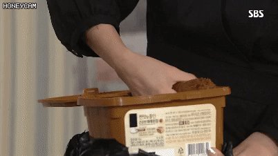 韓国ドラマが衝撃的なシーンを入れるのにエスカレートしてついに キムチビンタ してしまう Togetter 韓国ドラマが衝撃的なシーンを入れるのにエスカレートしてついに キムチビンタ してしまう Togetter