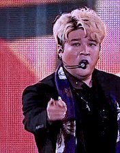 🛡️ CLEAN SEARCH ACTIVITY 🛡️
Use these words in ur tweets abt SuJu. Use HTs & tag @SJofficial for Billboards social💙
Shindong handsome
Shindong beautiful
Shindong amazing
I will make life beautiful for u 🌺
#SuperJunior #슈퍼주니어 #신동
@ShinsFriends