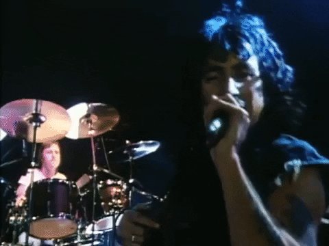 Happy birthday Bon Scott!
Would ve been 73 today 