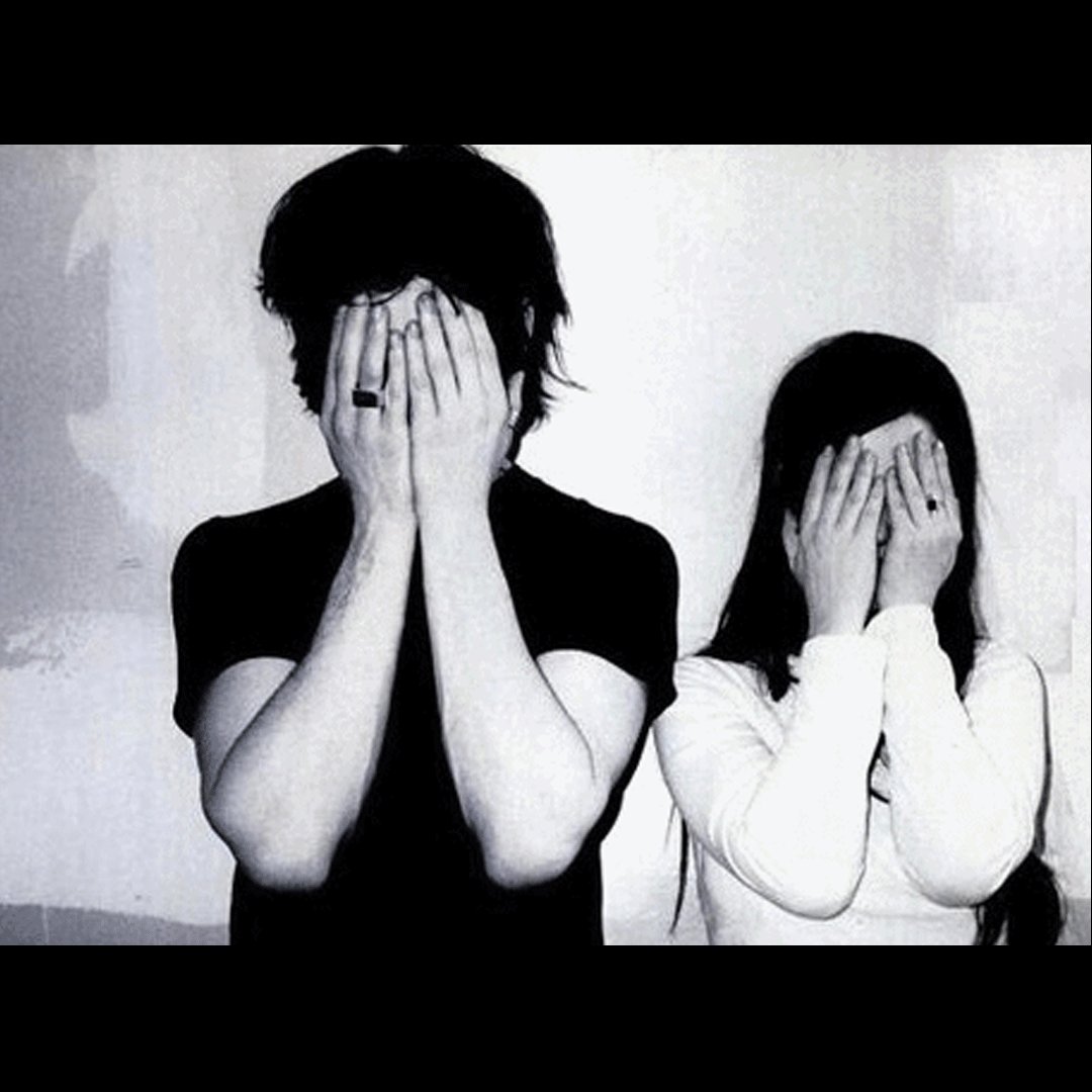 Peekabo! Guess who... is having a birthday today. Happy birthday, Jack White! 