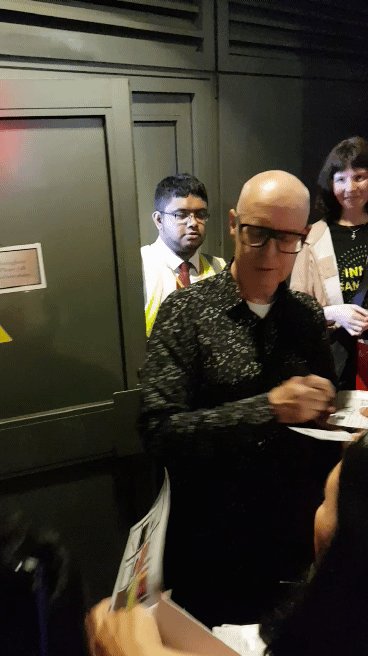 Happy Birthday to Neil Tennant who is 65 today! A legend. 