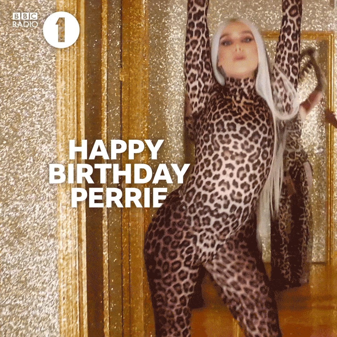  Happy Birthday to Perrie Edwards!   