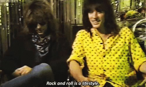  Happy Birthday to the incomparable Richie Sambora. This Jersey Girl thinks you ROCK!! 