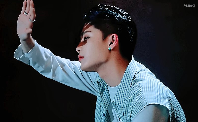 โ ๐๐ฆ๐ญ๐ค๐ฐ๐ฎ๐ฆ ๐ต๐ฐ ๐๐ฐ๐ฐ๐ฏ ๐๐ช๐ต๐บ ๐๐ฆ๐ด๐ต ! โข the viewing of the moon will commence momentarily!