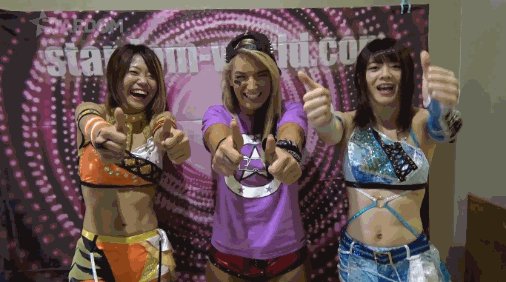 If even @tonistorm_ struggles with the STARS hand sign what chance does anybody else have?http://stardom-world.com #StardomWorld #STARS
