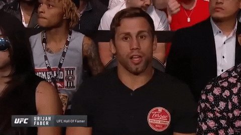 WOW The California Kid still has it! Urijah Faber (@UrijahFaber) finishes Ricky Simon in quick fashion, scoring the TKO early in the first round. In his in-cage interview, Faber accepted @HenryCejudo challenge 👀 #UFCSacramento #UFConESPN