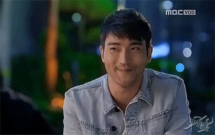 Happy birthday to Choi Siwon!  