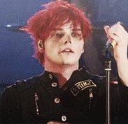 Can only imagine what it must be like to have +1000 charisma...

Happy birthday Gerard Way!  