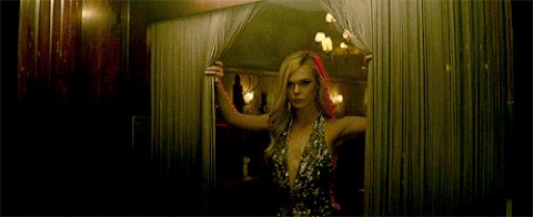 Et un happy birthday à Elle Fanning aussi tant qu\on y est... 