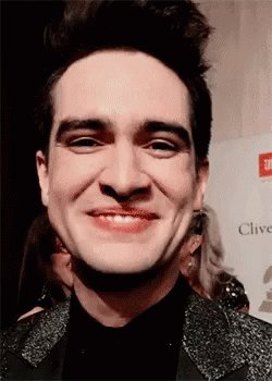 Happy birthday to my daddy Brendon Urie. 